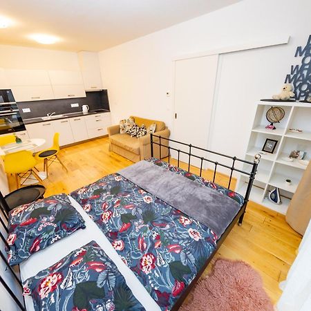 Lovely Studio Apartment, Free Parking 1,55 Hight Praag Buitenkant foto